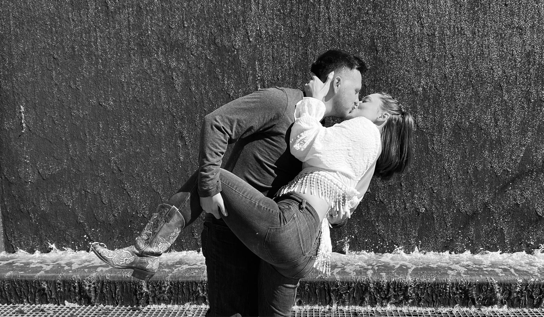 The Wedding Website of Olivia Booth and Willis Booth