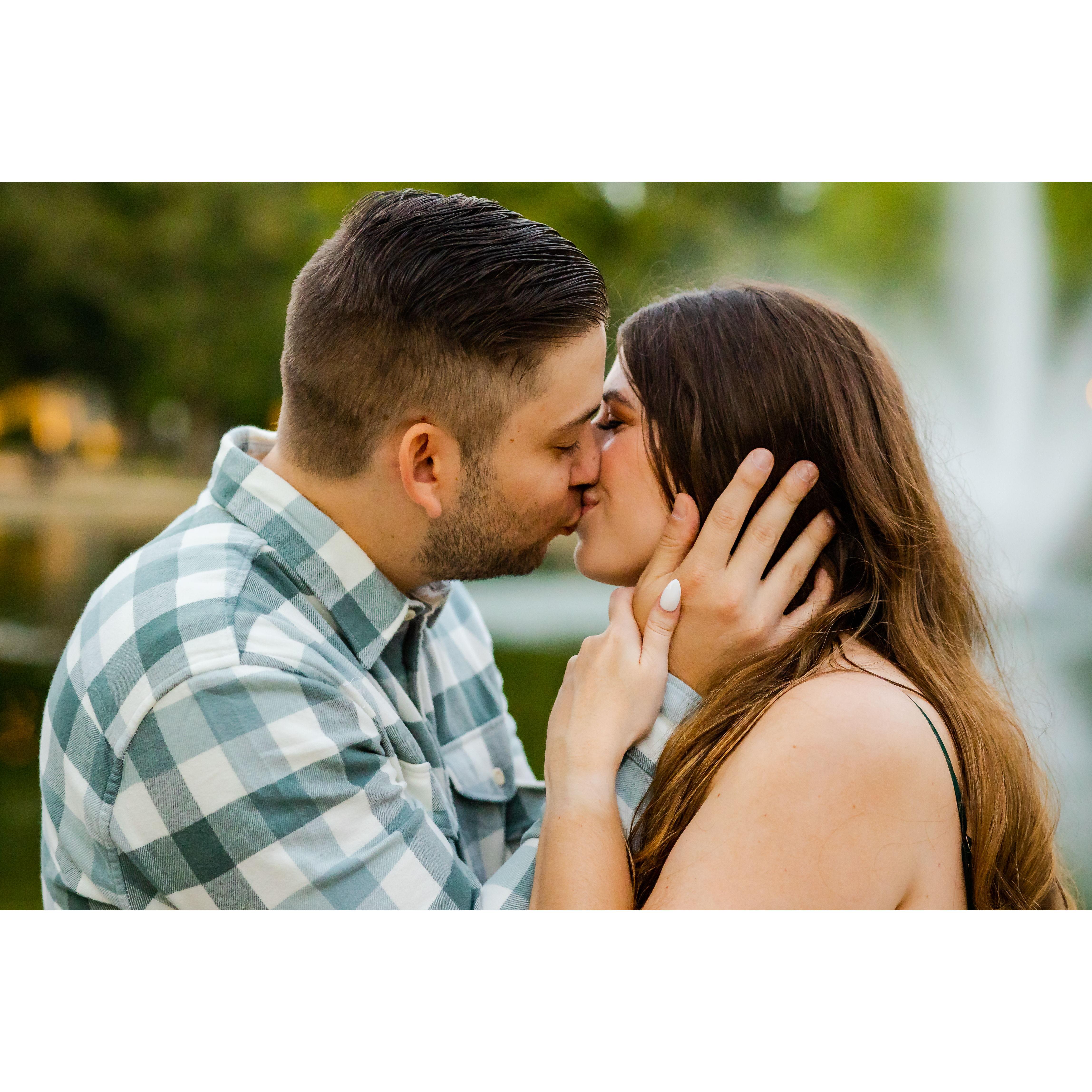 Engagement Photos at Loose Park.