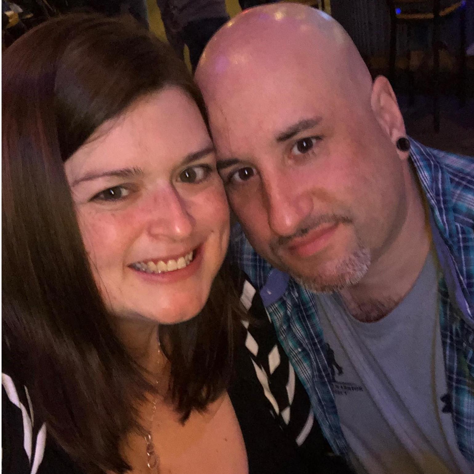 Our second date! Listening to music at Toby Keith's!