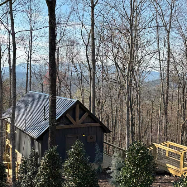 Honeymoon Cabin