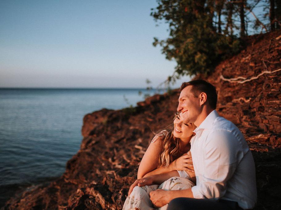 The Wedding Website of Hannah Salmi and Mitchell Messing