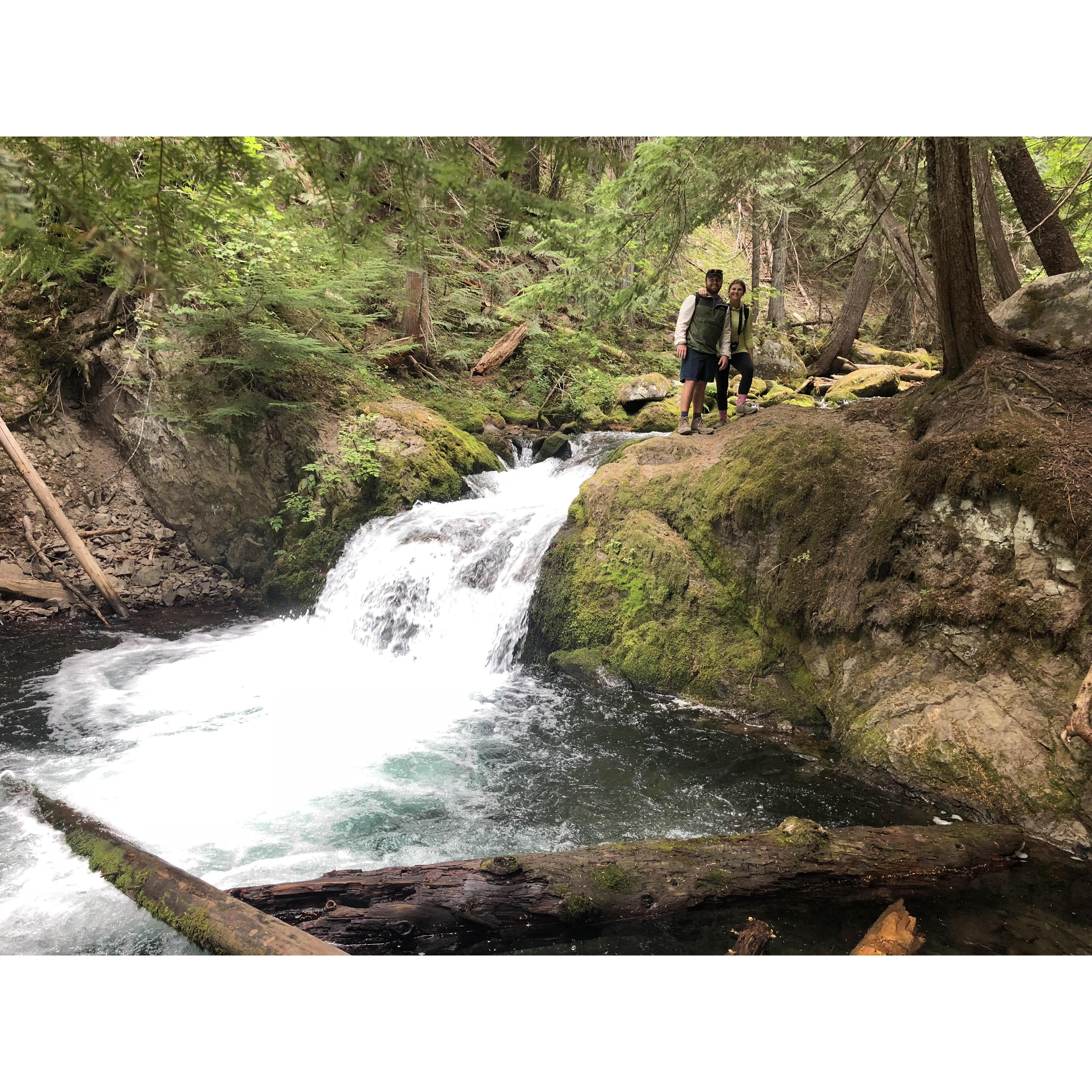 One of our favorite hikes, where bridesmaid Allie discovered her fear of heights.