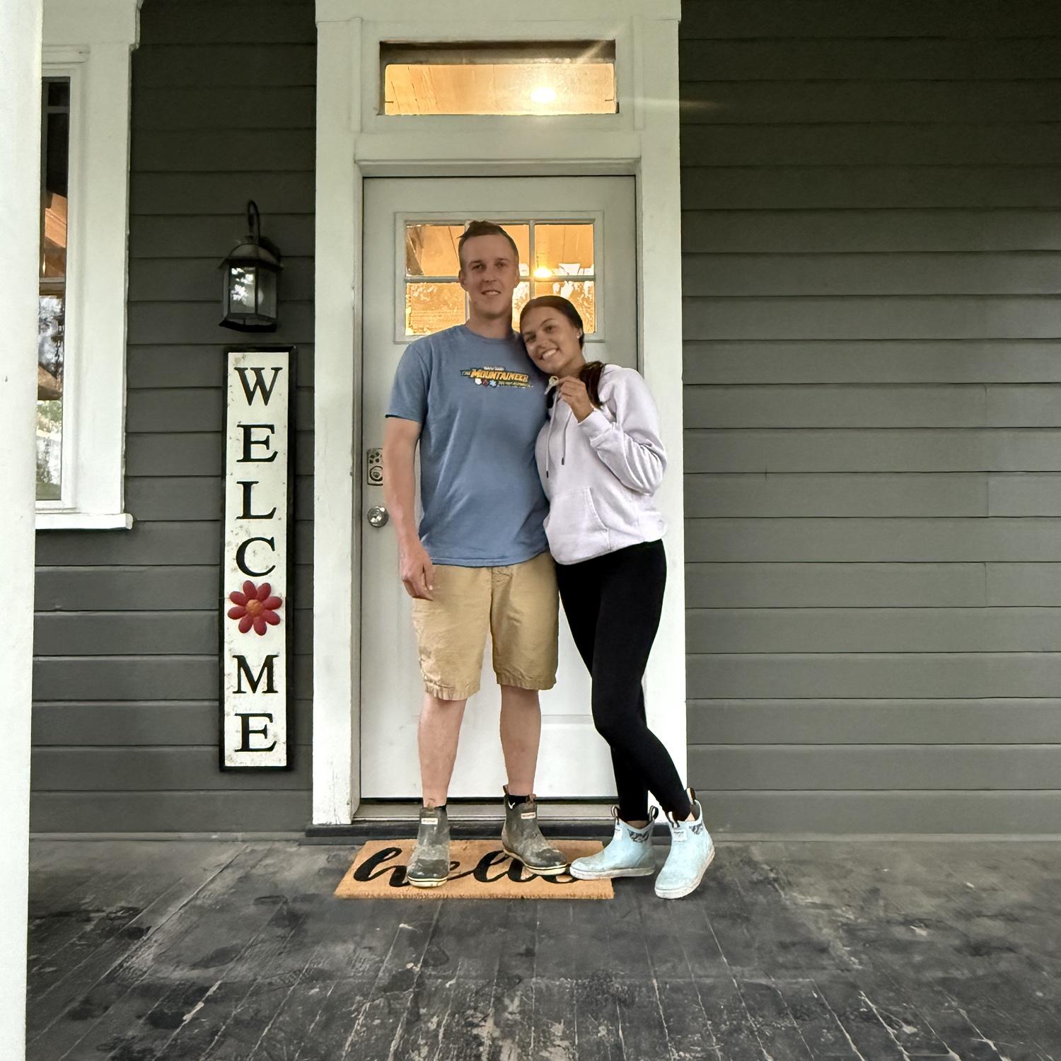 We bought a house!!