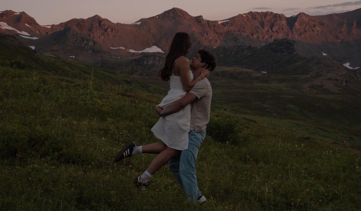 The Wedding Website of Grace Cook and Thailyn Reynolds
