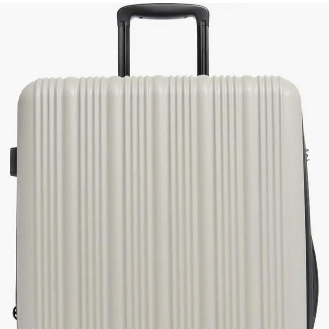Lou 24-Inch Hardside Spinner Suitcase- CREAM