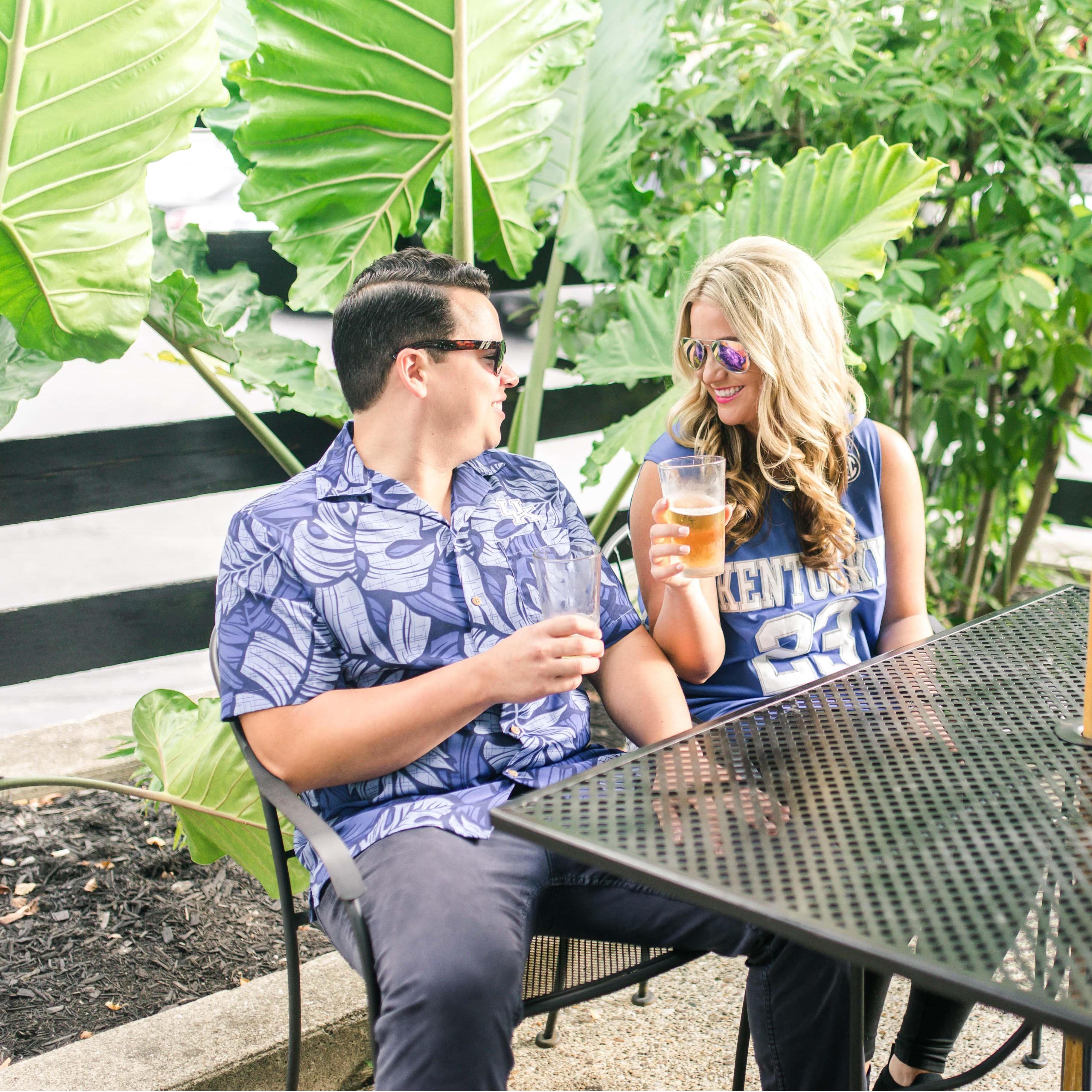 Engagement Photos, Campus Pub, Lexington, KY
