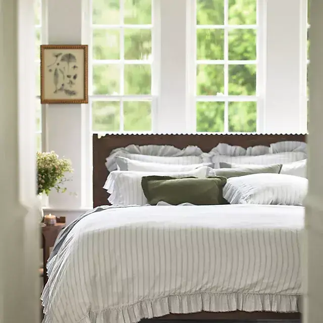 Organic Cotton Spa Sateen Ruffled Duvet Cover