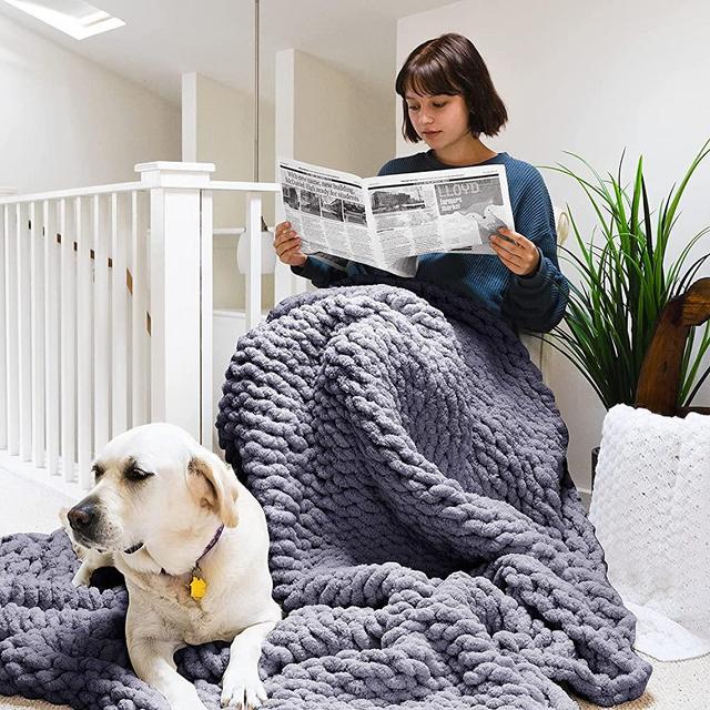 ZUIBESCHOS Chunky Knit Blanket Soft Warm Chenille Throw Blanket 40x80 Inch Handmade Luxury Cozy Throw Yarn Blanket for Bed Home Decor, No Shed Machine Washable Bedding, Gray