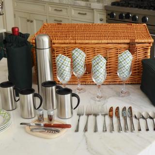 4-Person English Style Willow Picnic Hamper with Coffee Set