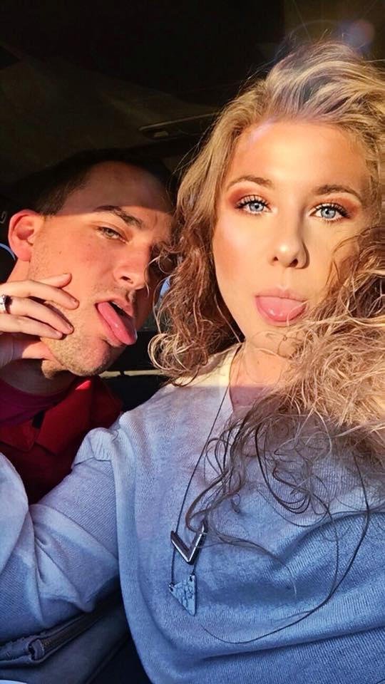 The Wedding Website of Mckinzie Hix and Jonathan Topper