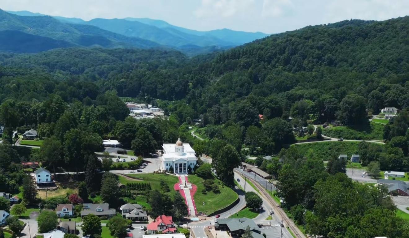 The Wedding Website of Allie Randle and Daniel Purnell