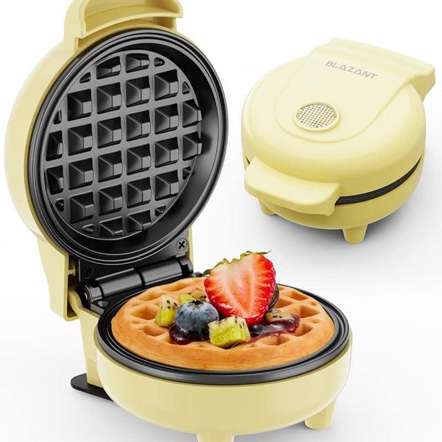 Mini Waffle Maker, Small Waffles Iron Keto Chaffles Single Compact Design Nonstick, Breakfast, Snacks, Hash Browns, 4 Inch Yellow 550W BLAZANT