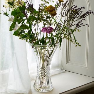 Lismore Diamond Flared Vase