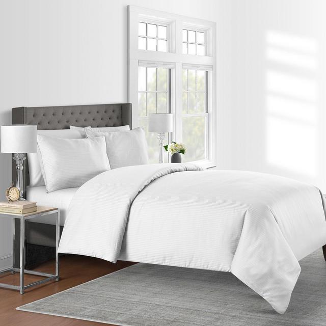 625-Thread-Count Pinstripe King Duvet Cover Set in White