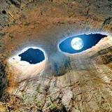 Prohodna Cave