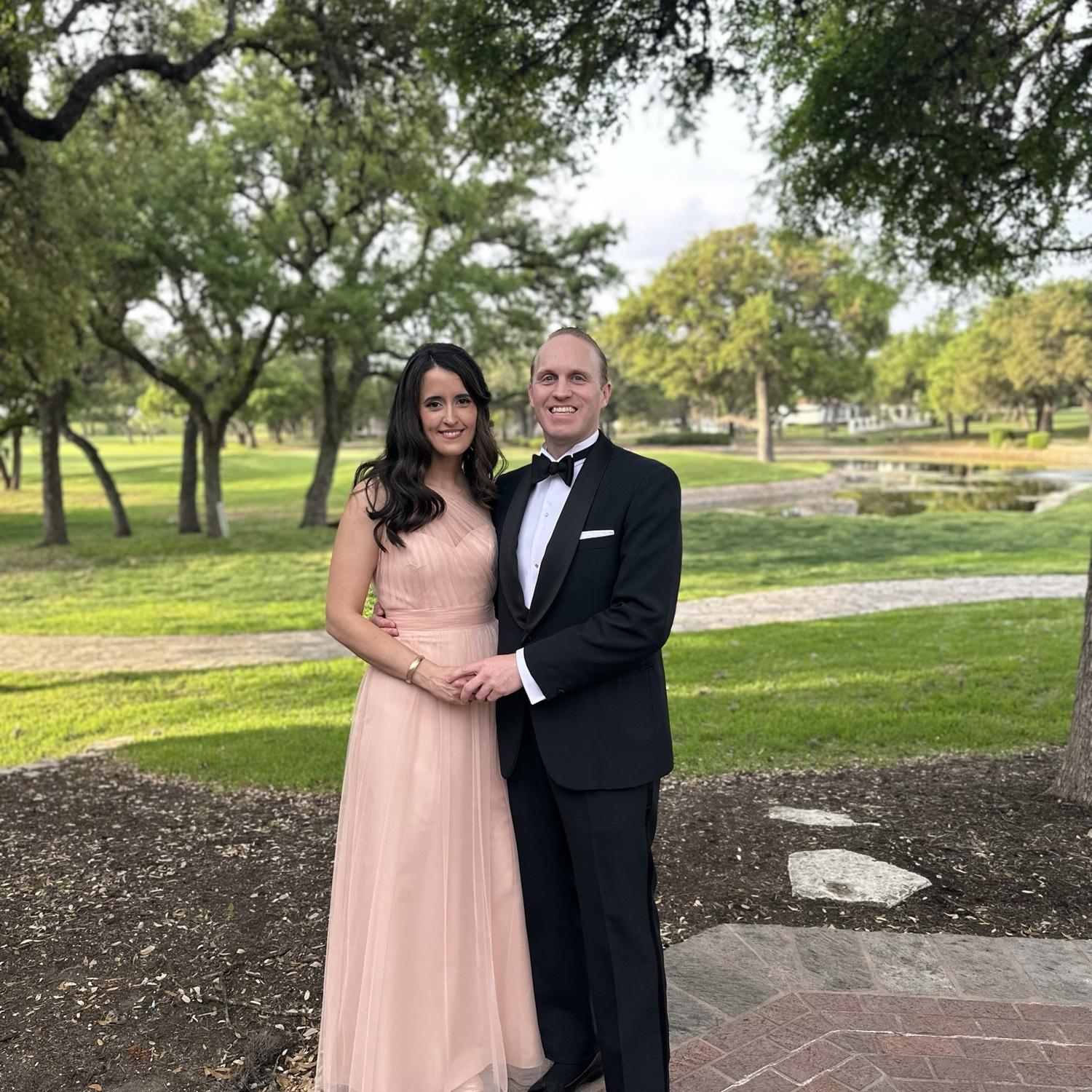 We love weddings! Celebrating Alex & Johnny