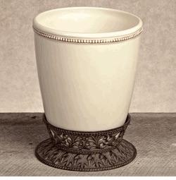 GG COLLECTION Acanthus Cream Ceramic Waste Basket
