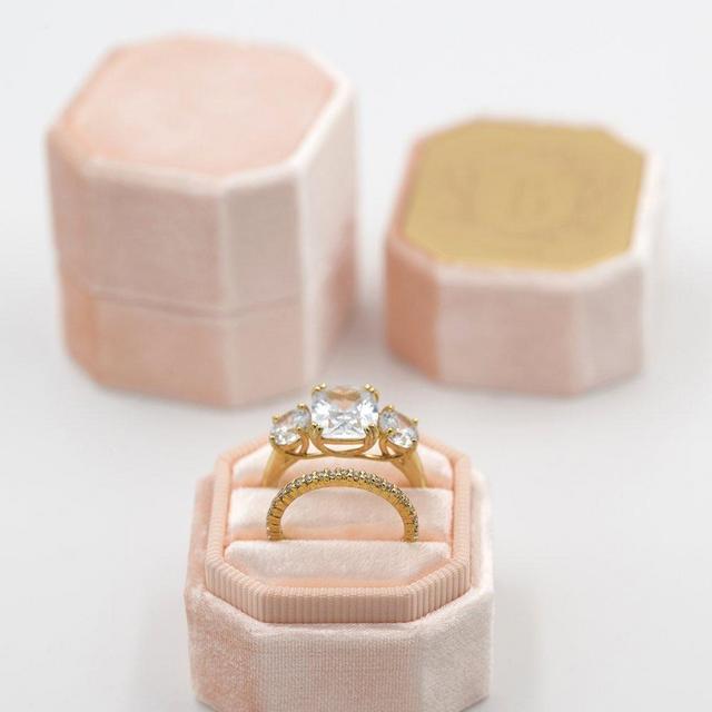 The Havenhart Bevel Double Mrs. Box Heirloom Ring Box