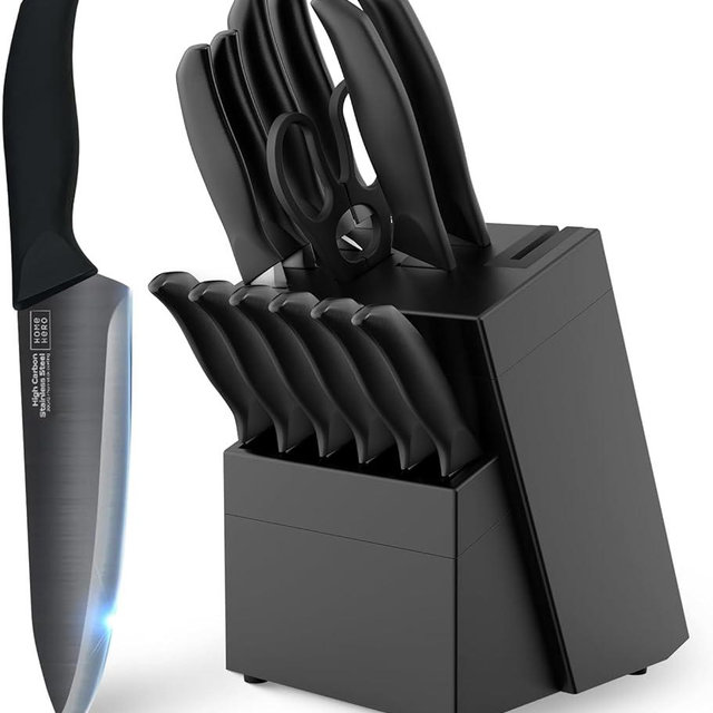 Home Hero Kitchen Knife Set - 15 PCS Black Knife Set with Block and Sharpener - Stainless Steel Knife Set - Ergonomic Handles - Includes Steak Knives Set of 6 - Knife Block Set for Kitchen