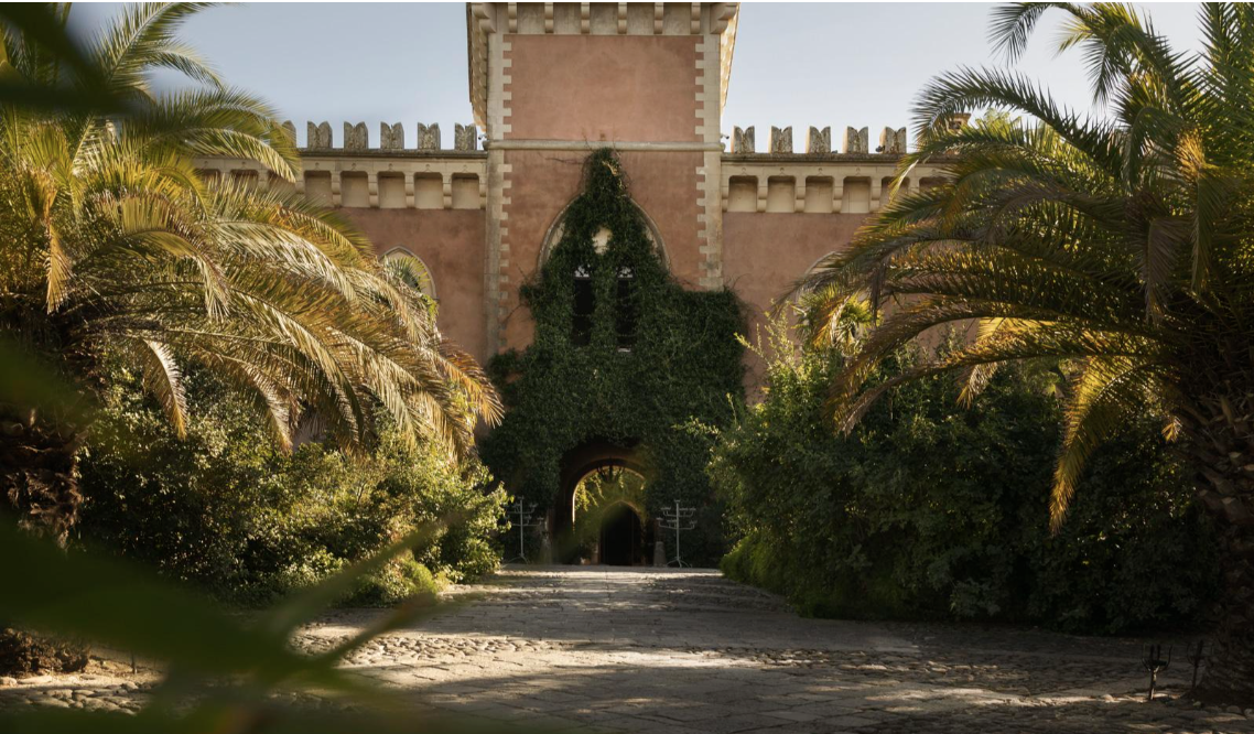 The Wedding Website of Martina Di Bartolo and James Crawford