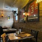 Pequod's Pizza