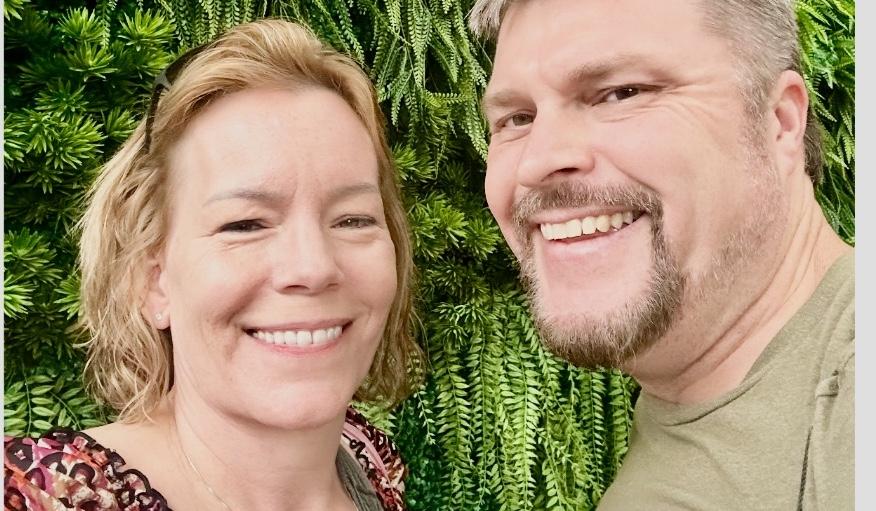 The Wedding Website of Marella Tobolt and Paul Hastings