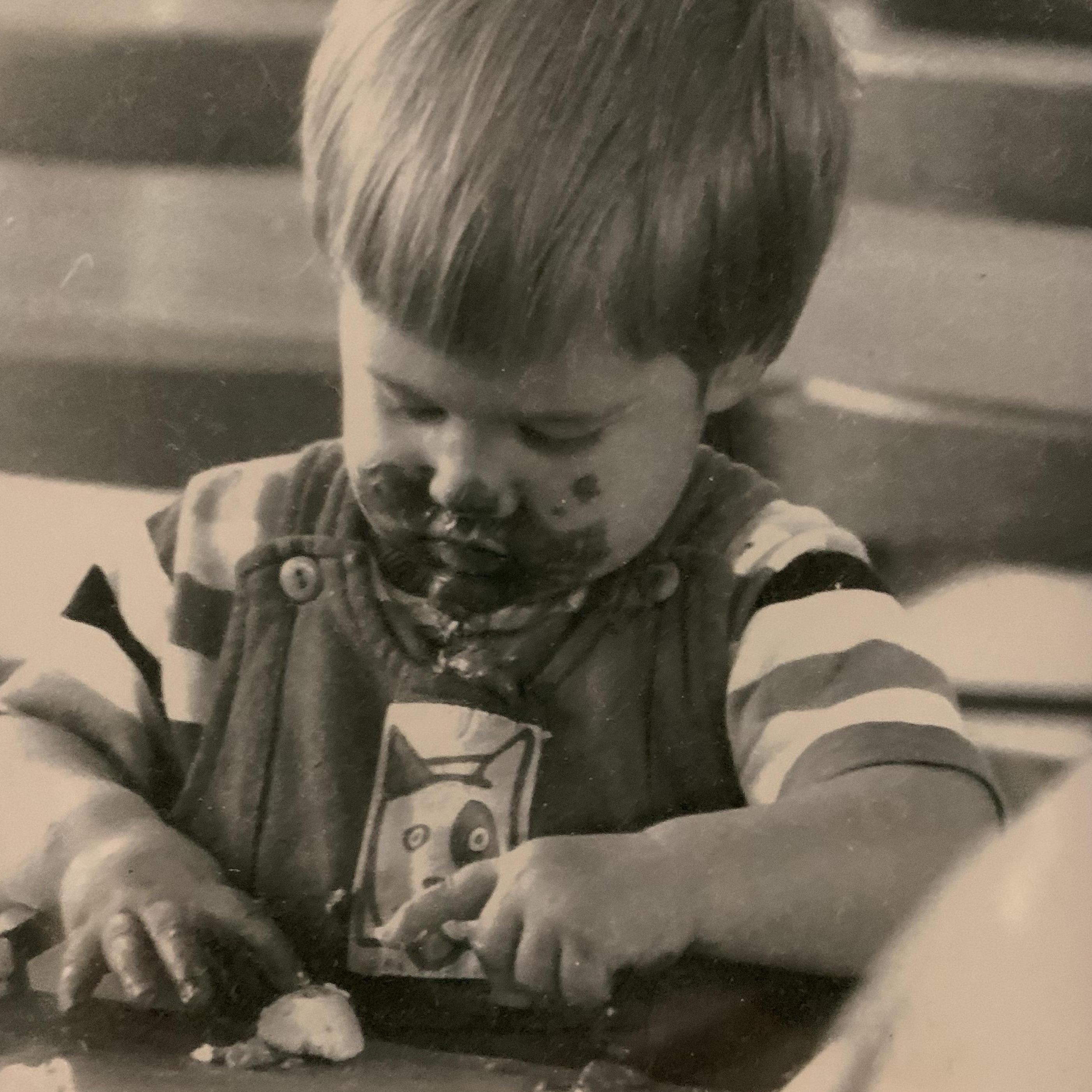 Sam also loves cake.
