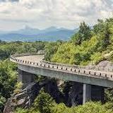 Blue Ridge Parkway (~1 hour)