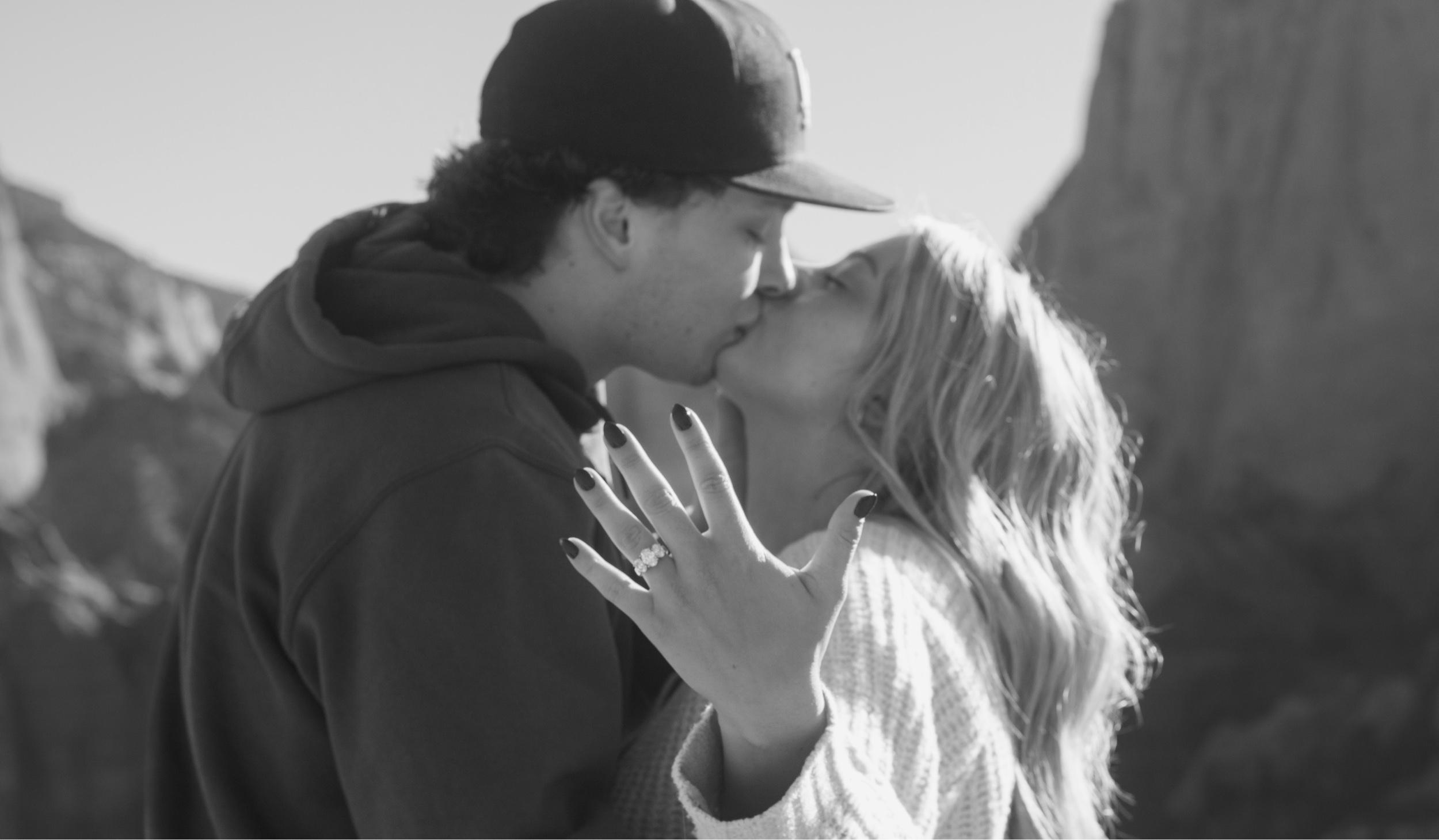 The Wedding Website of Lindsey Smith and Garrett Brown