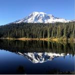 SIGHTSEEING -Reflections Lake