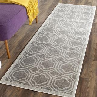 Amherst Shapes Runner