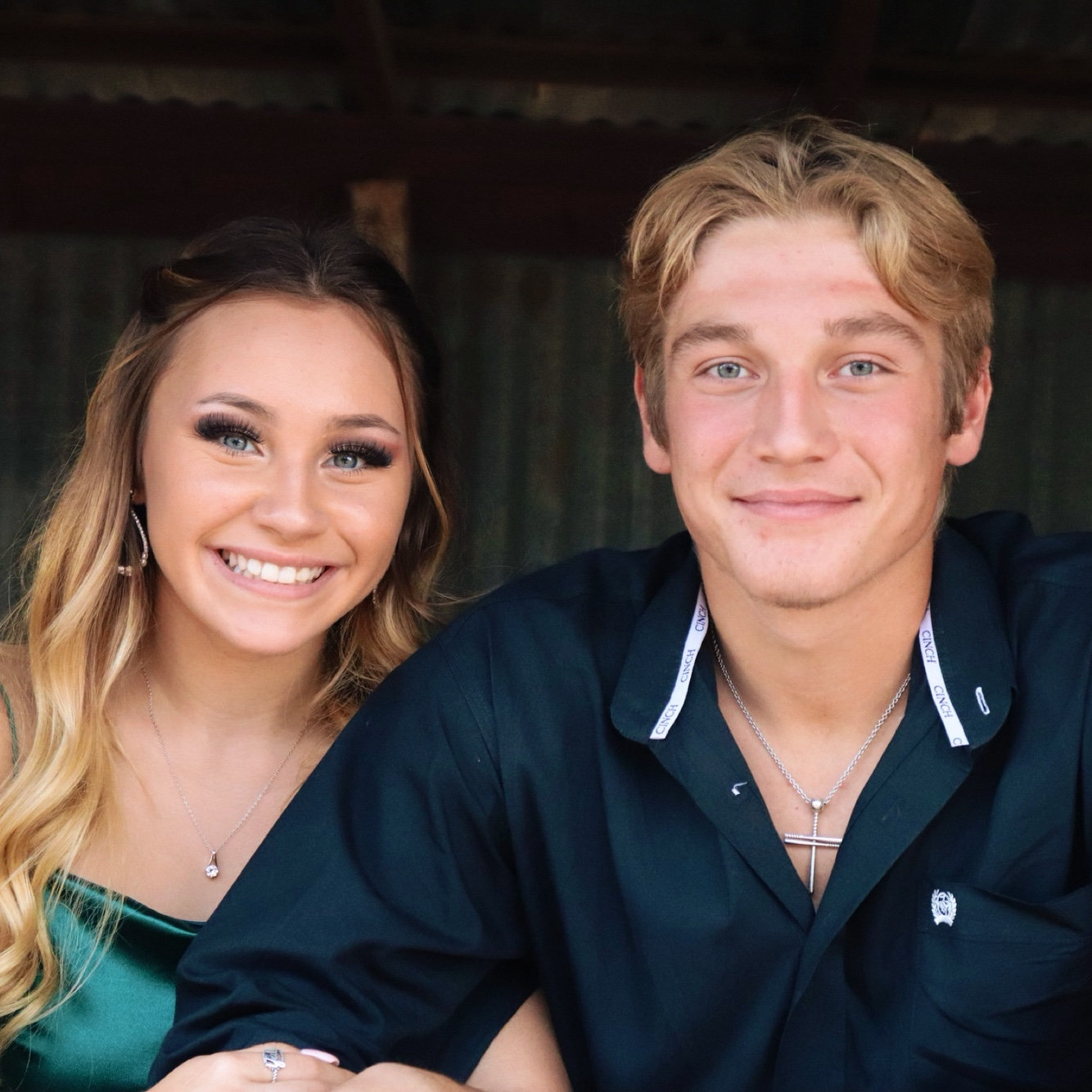 junior year hoco dance