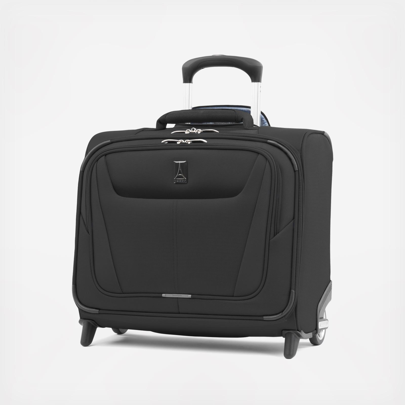 travelpro maxlite 5 rolling garment bag