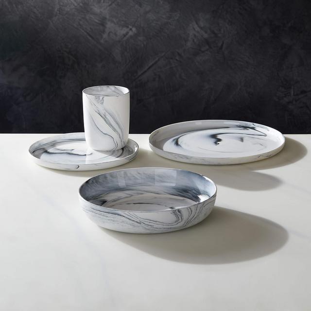 4-Piece Swirl Place Setting with Pasta Bowl