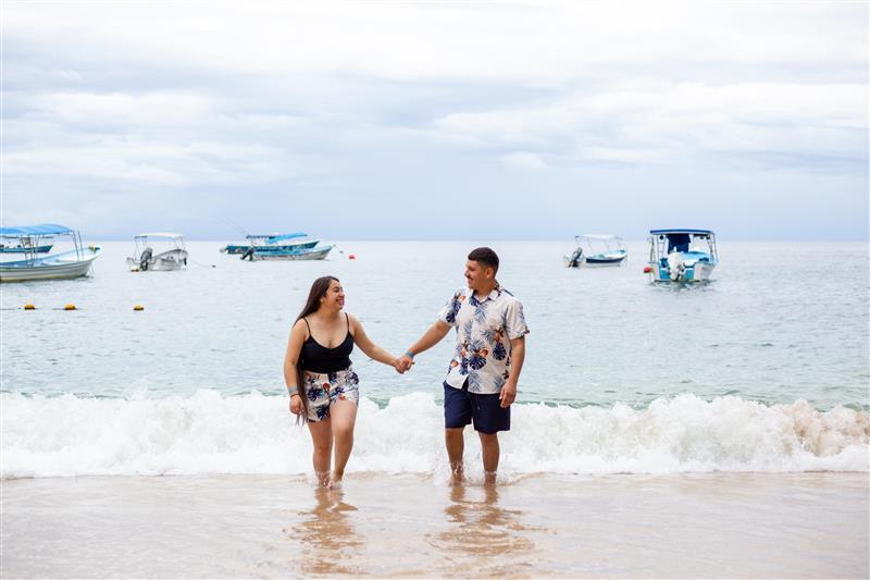 The Wedding Website of Aarón Sánchez and Alondra Romero