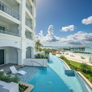 Upgraded Cocoa Beach Oceanfront Stay