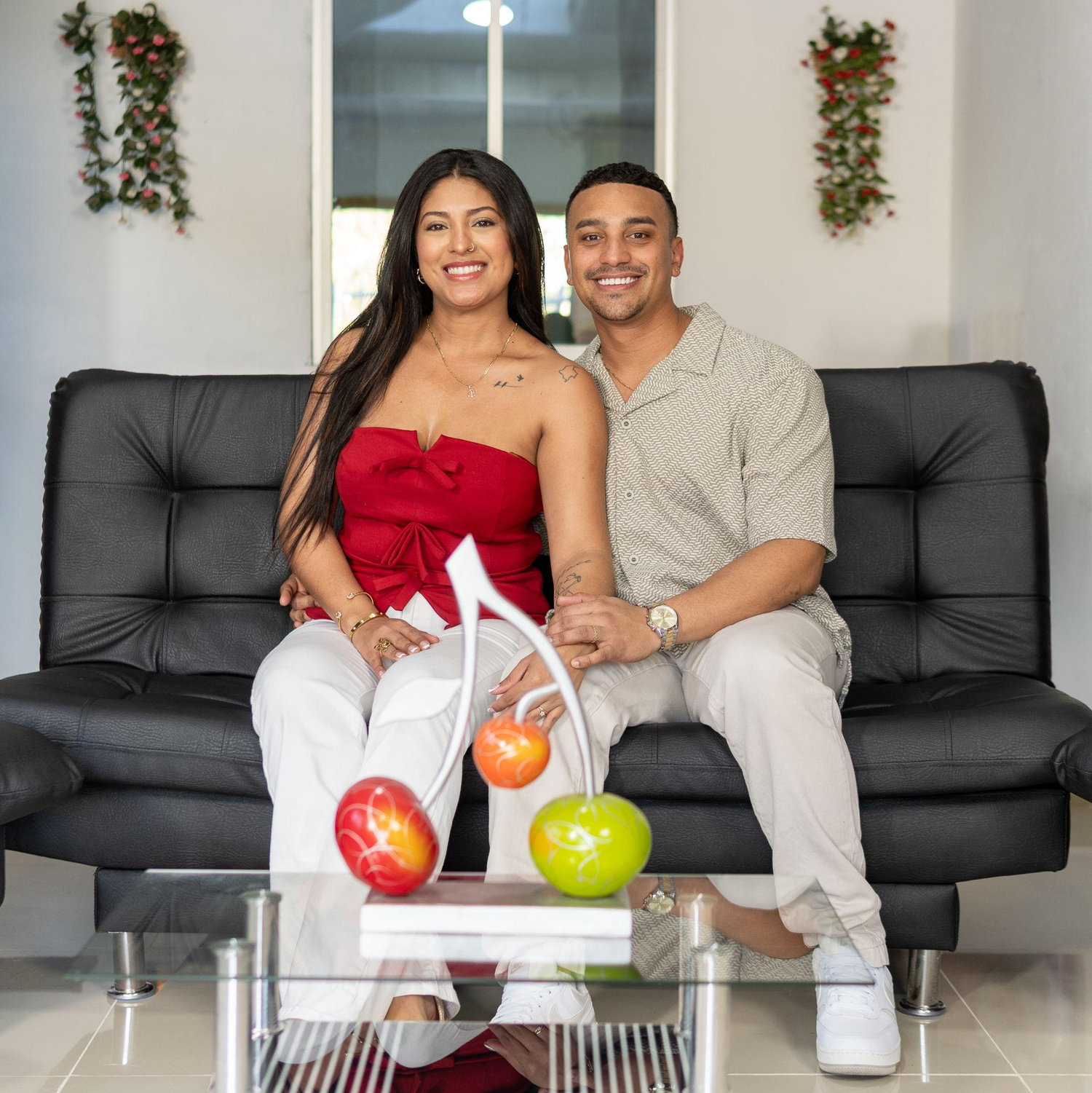 Ahora nuestra unión recibirá la bendición de Dios. ¡Esperamos celebrar contigo!

-Con cariño, Ryan y Brenda.
