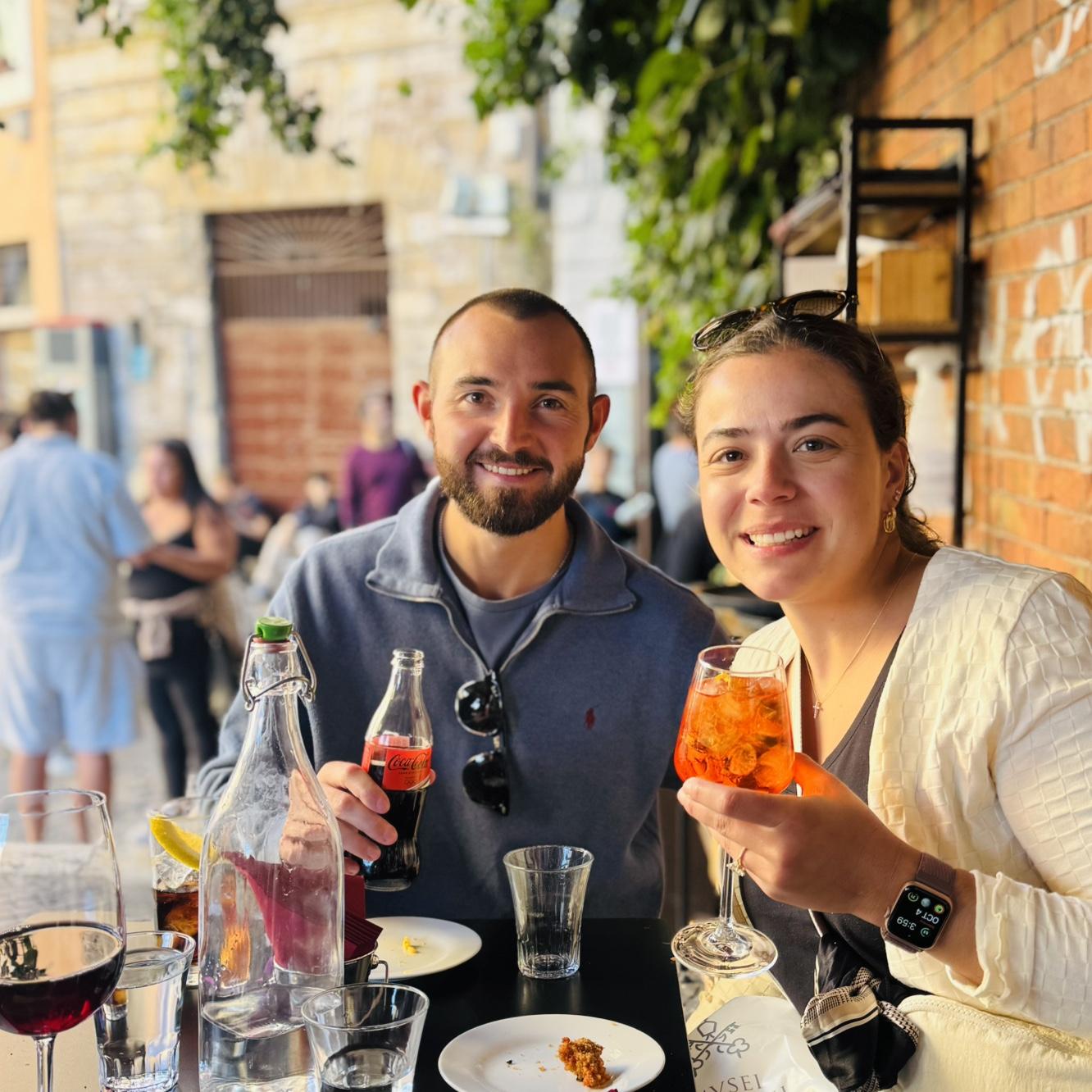 Aperol spritz while enjoying Trapizzino