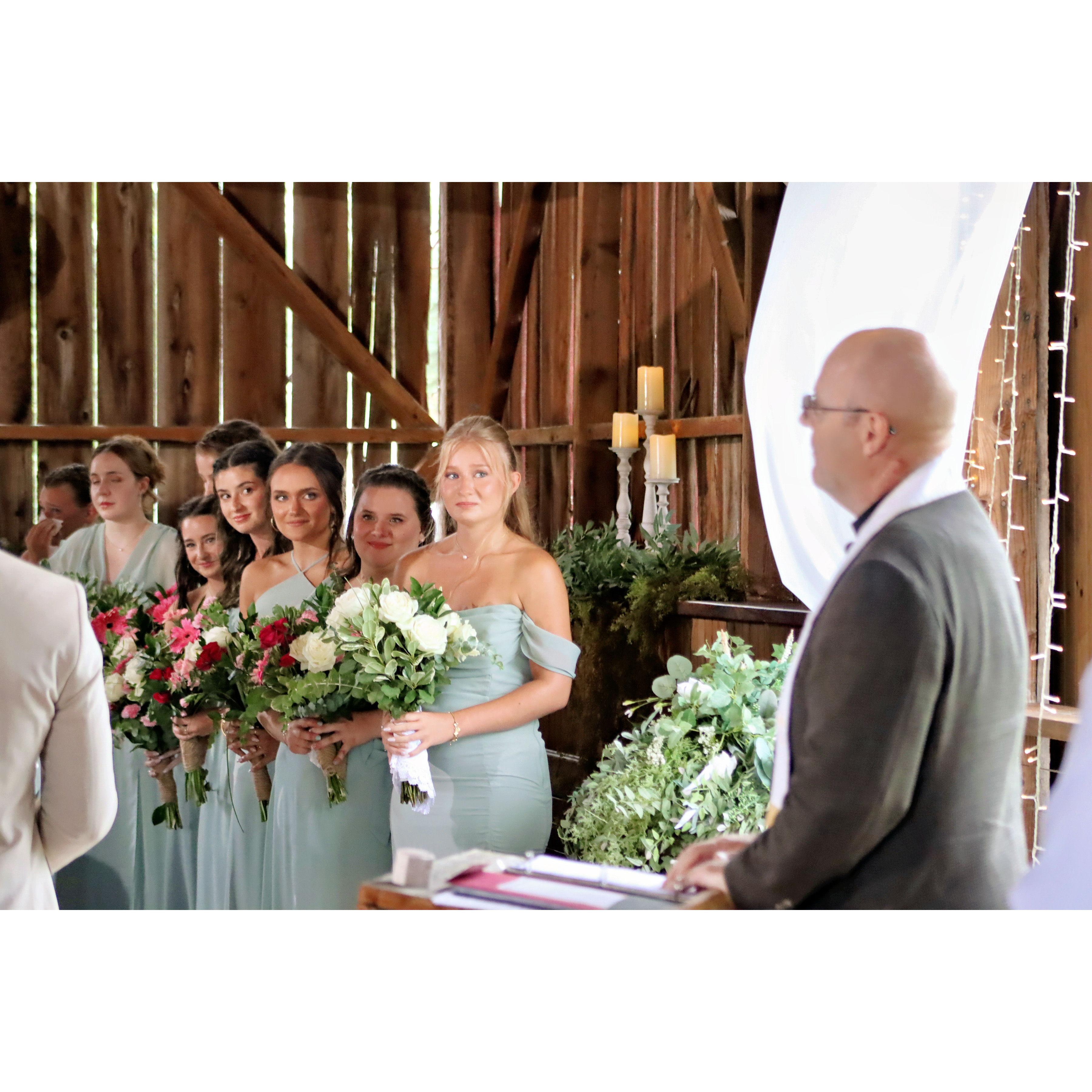 Ceremony Wedding Party - https://photos.app.goo.gl/rdSDYzeBchjGJbBw7