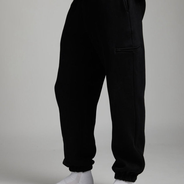Comfrt Airplane Mode Travel Sweatpants - Black/Large