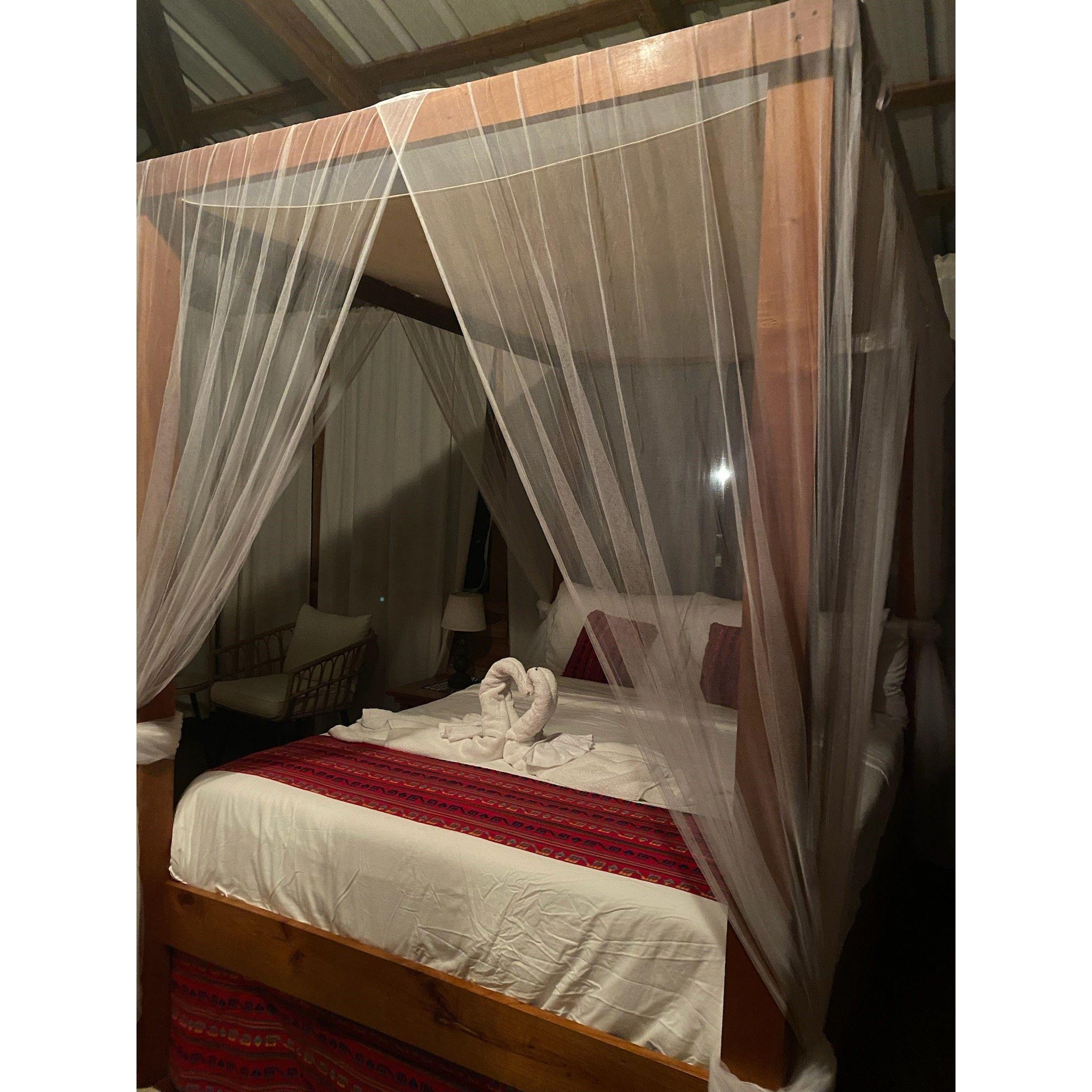 Jaguar Creek bedroom.