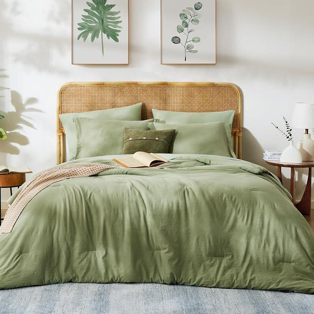 WRENSONGE Sage Green King Comforter Set, 7 Pieces Soft Microfiber King Size Comforter with Fitted Sheet, Flat Sheet, 2 Pillow Shams, and 2 Pillowcases- Warm King Bedding Set for All Season