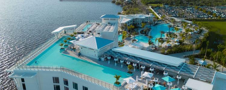 The Wedding Website of Sarah Wilson and Jordan Hawley