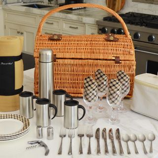 4-Person Willow Picnic Hamper with Blanket & Coffee Set
