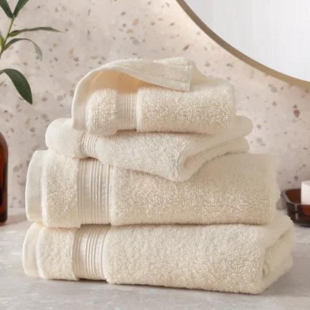 Charisma 100% Hygrocotton Towel Sets (2 Hand Towels, 2 Wash Cloths)