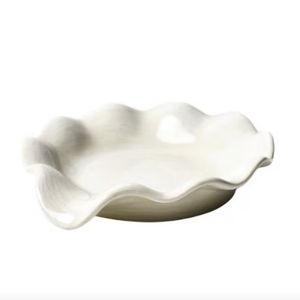 Signature White Ruffle Spoon Rest