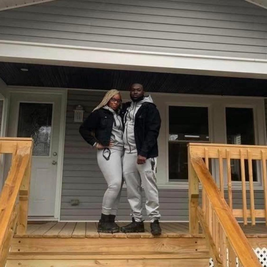 We bought a house!!!!!!