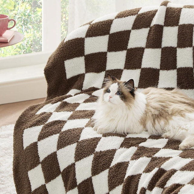 Bedsure Checkered Throw Blanket for Couch - Super Soft, Cozy & Warm Knit Blanket, Breathable, Lightweight & Fluffy for Bed & Sofa, Checkered Brown, 60x80 Inches