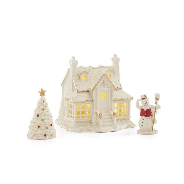 Lenox Mistletoe Park 2020 3pc Starter Set (Inn, Tree, Snowman)