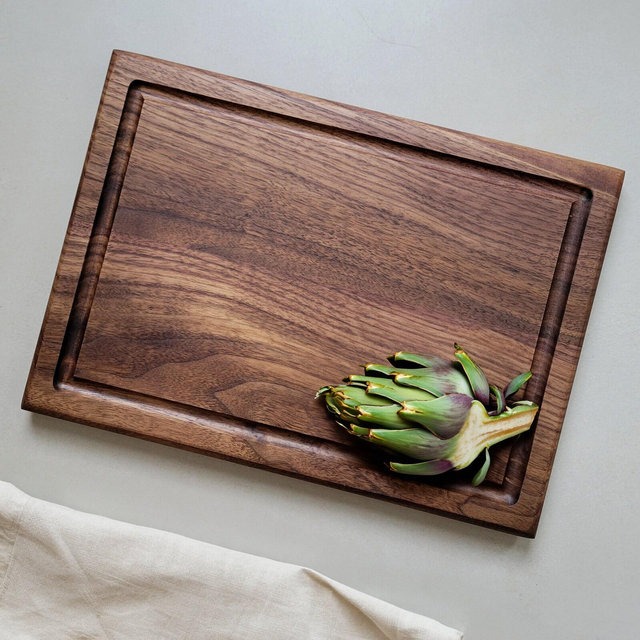 Cutting Board / Black Walnut / Charcuterie / Juice Groove